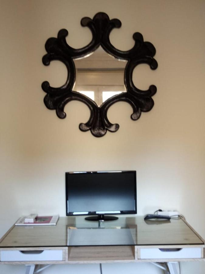 Kingsize Bed 2X2,20 Comfort Super Wifi 70 Mbps Studio! Thessaloníki Eksteriør bilde